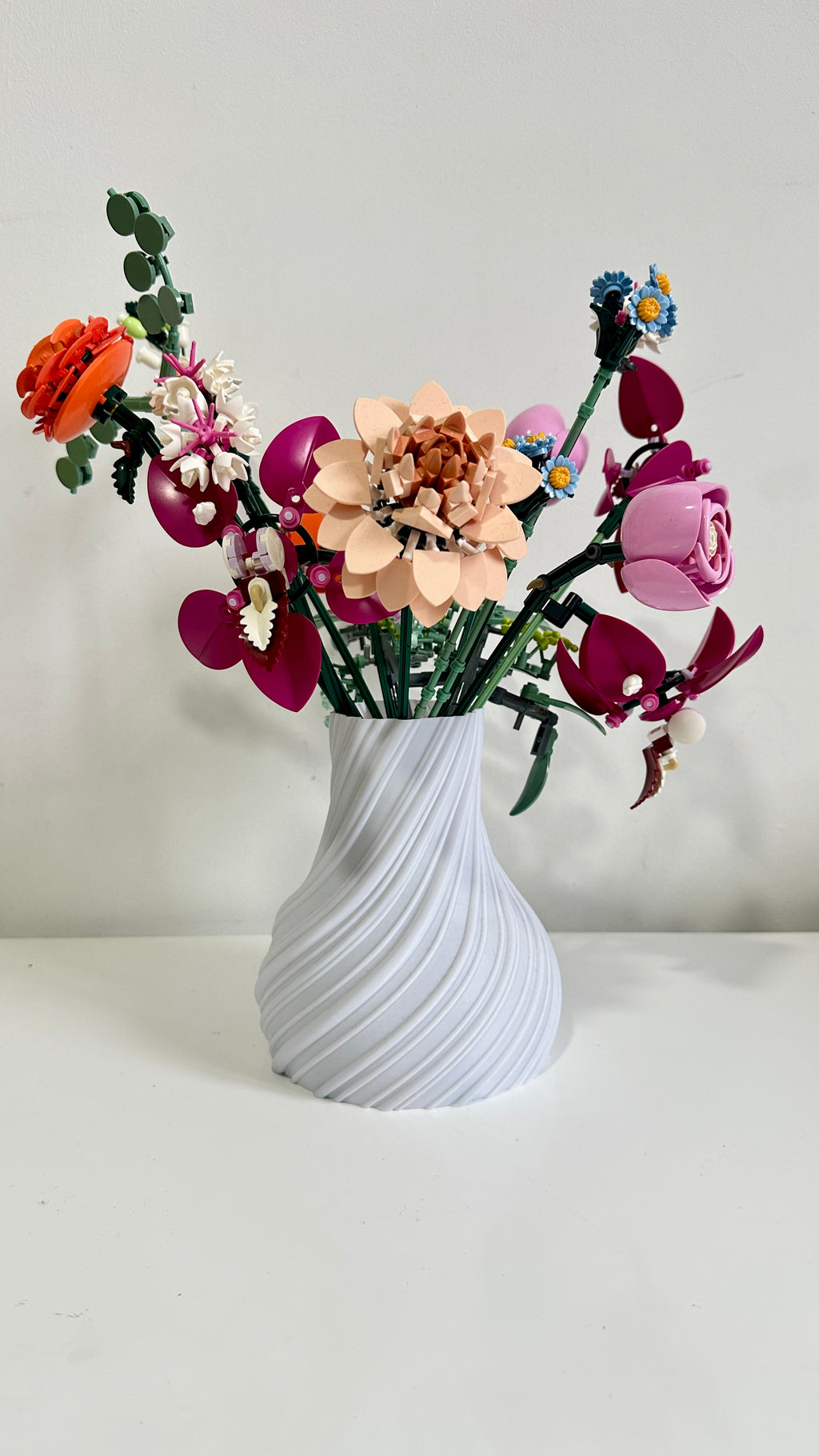 Vase effet argile forme arrondi plat pour bouquet LEGO Flowers Icons ou fleurs séchées différents coloris