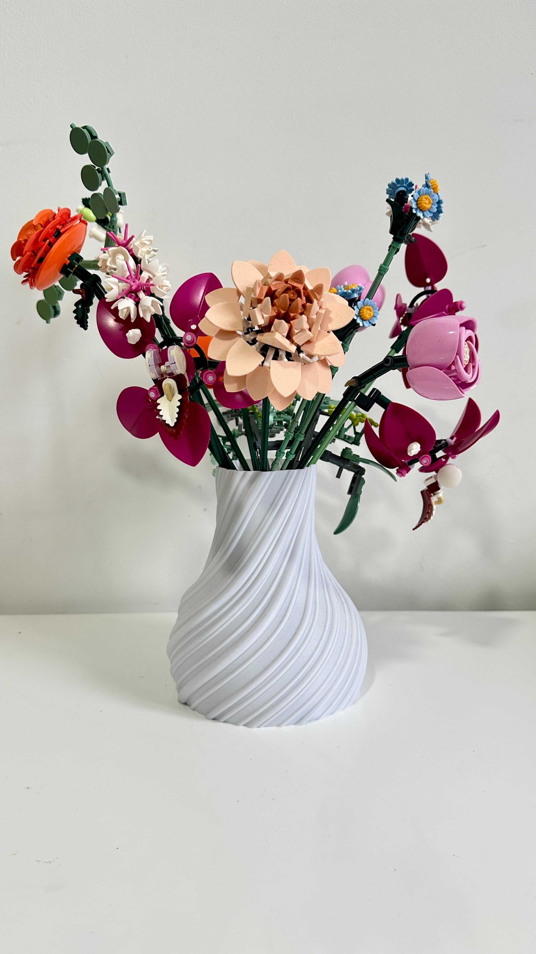 Vase effet argile forme arrondi plat pour bouquet LEGO Flowers Icons ou fleurs séchées différents coloris