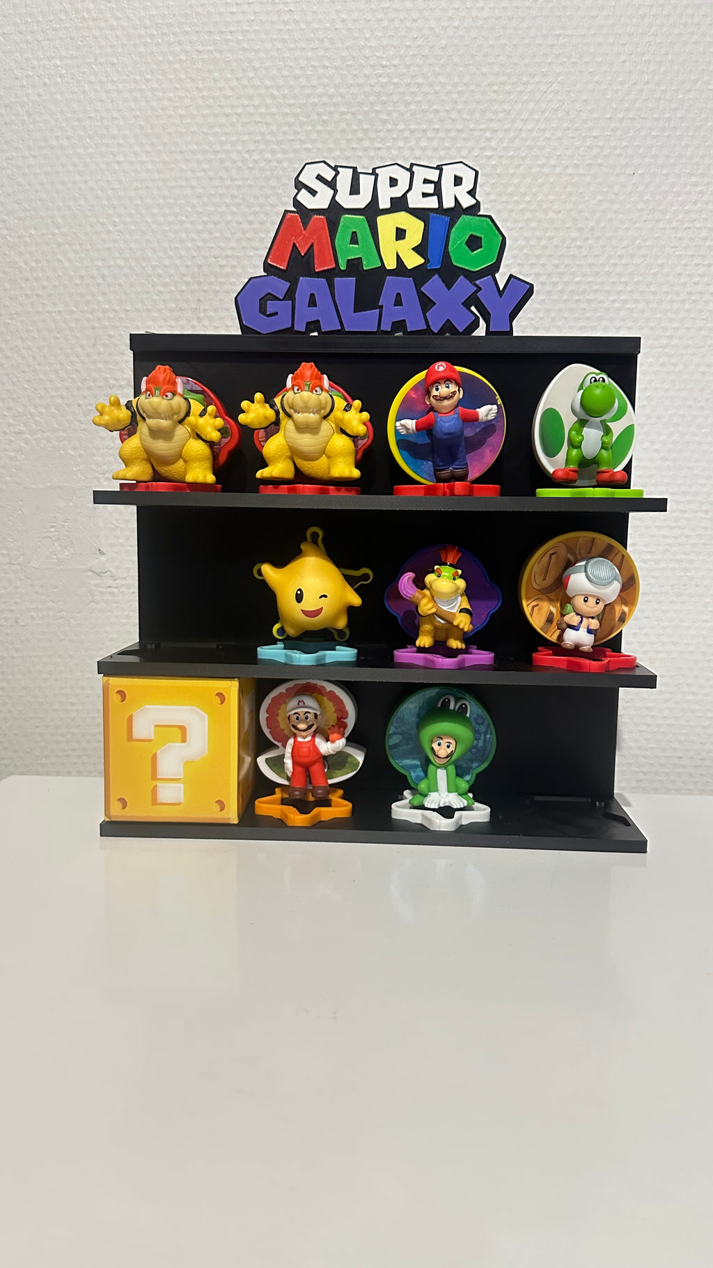 Présentoir pour 12 figurines super Mario galaxy mcdonald’s