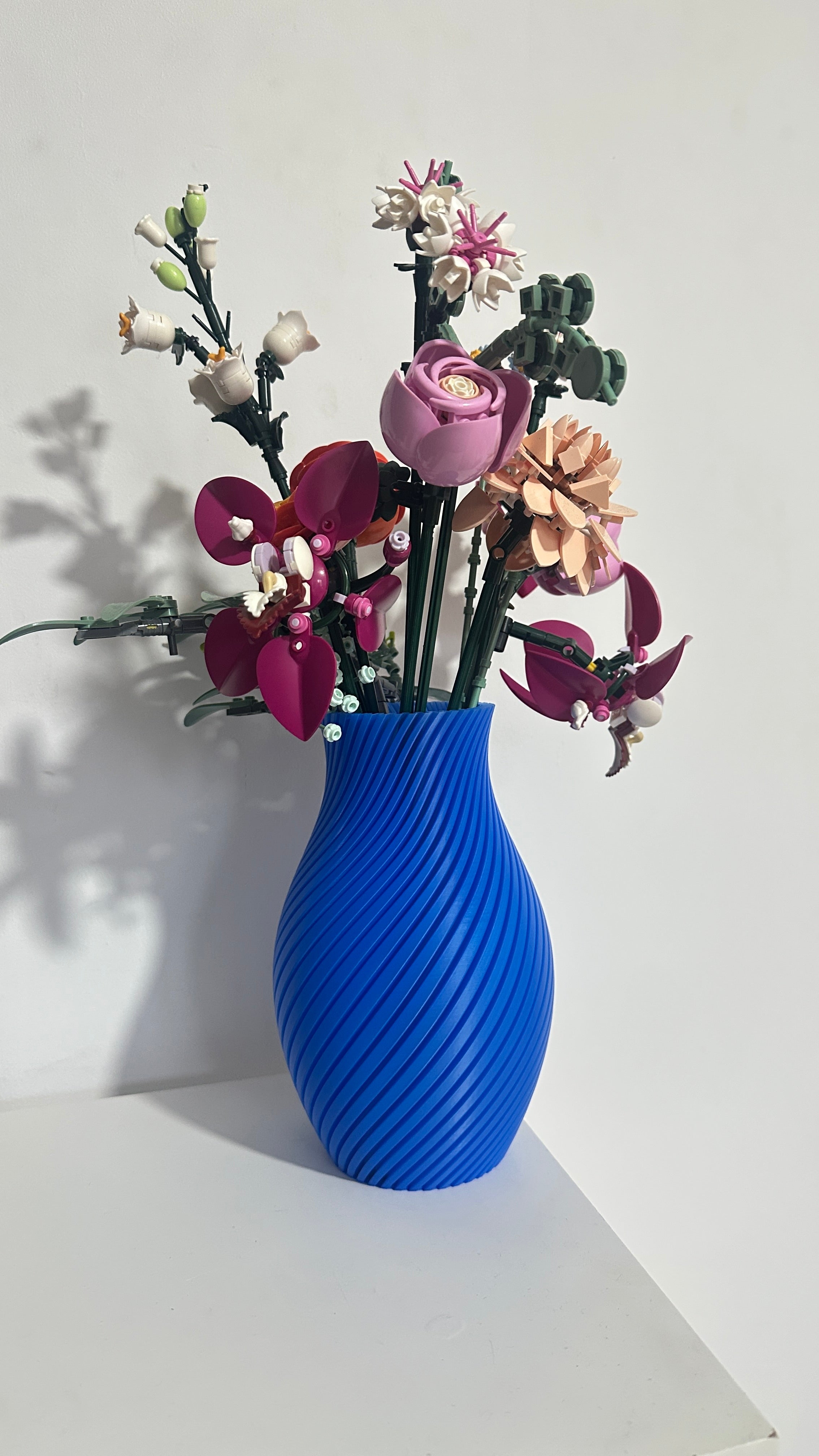 Grand vase souple idéal fleur de lego en bouquet
