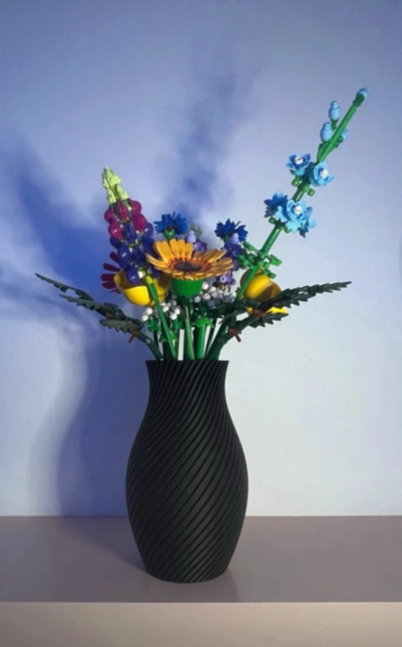 Grand vase souple idéal fleur de lego en bouquet