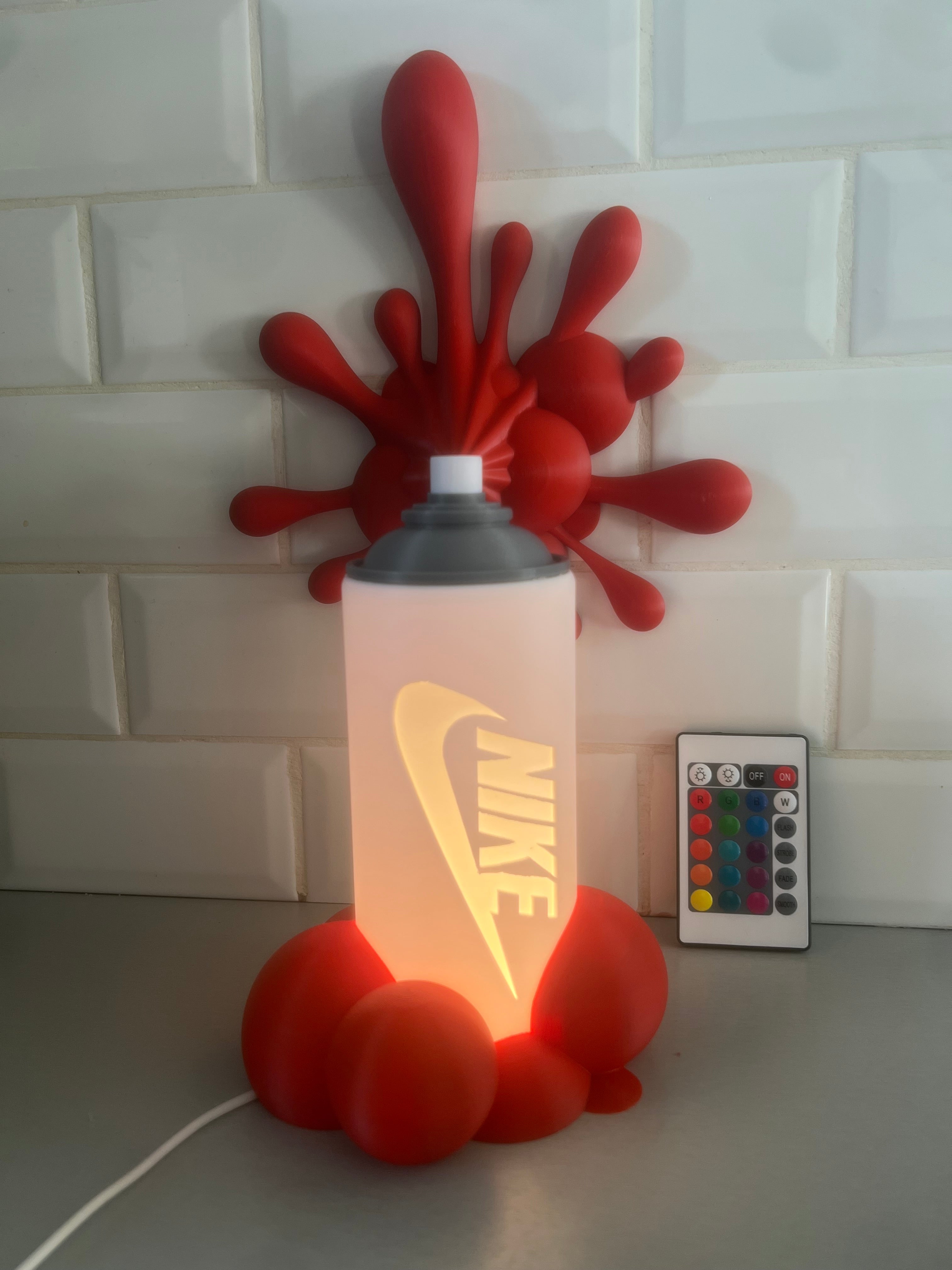 Lampe graf Nike style graffiti